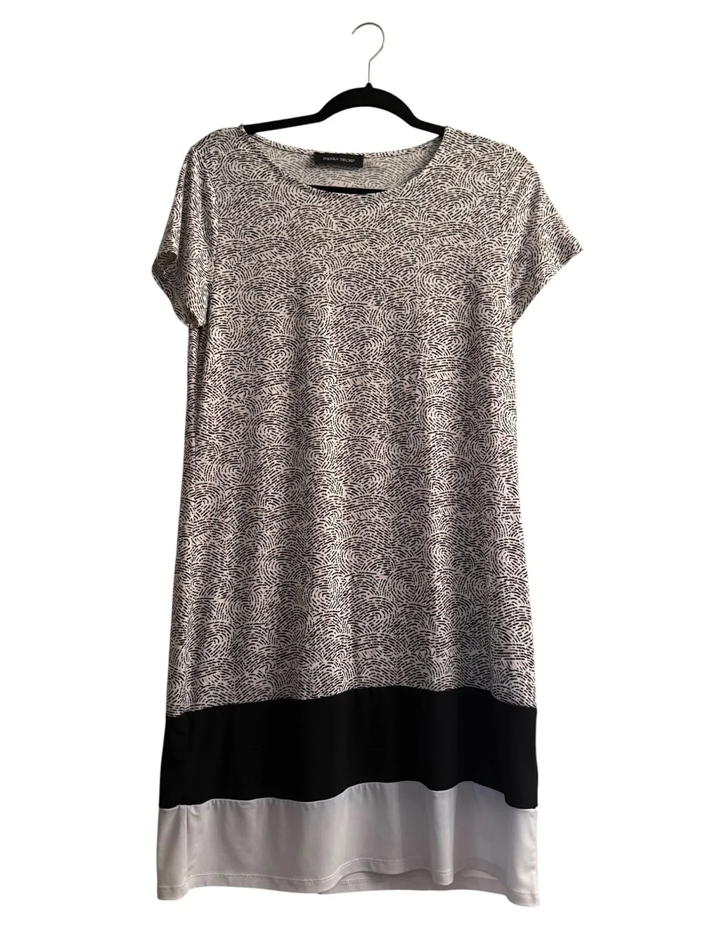 Ivanka Trump Short Sleeve Shift Dress with Color Block Hem S/P